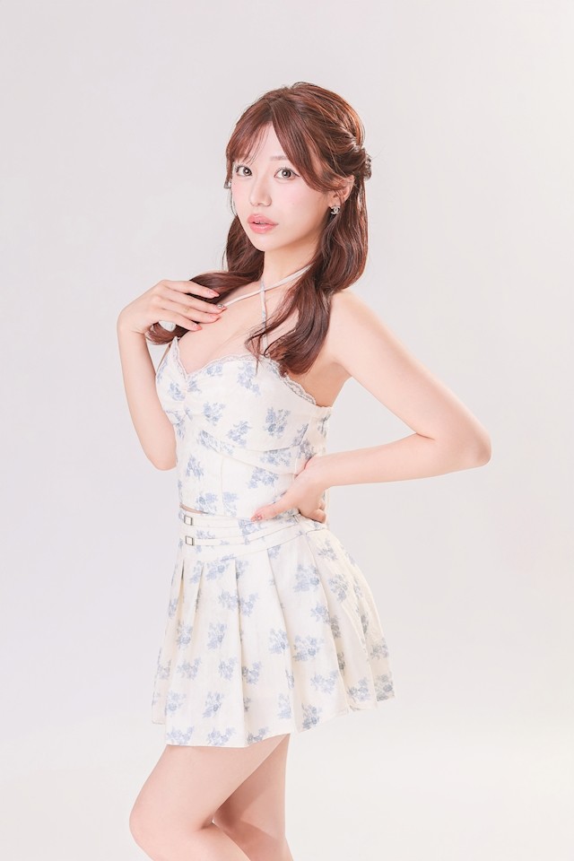 辻 杏里プロフィール写真2
